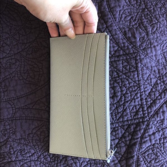 Grey Michael Kors Wallet - Picture 2 of 3